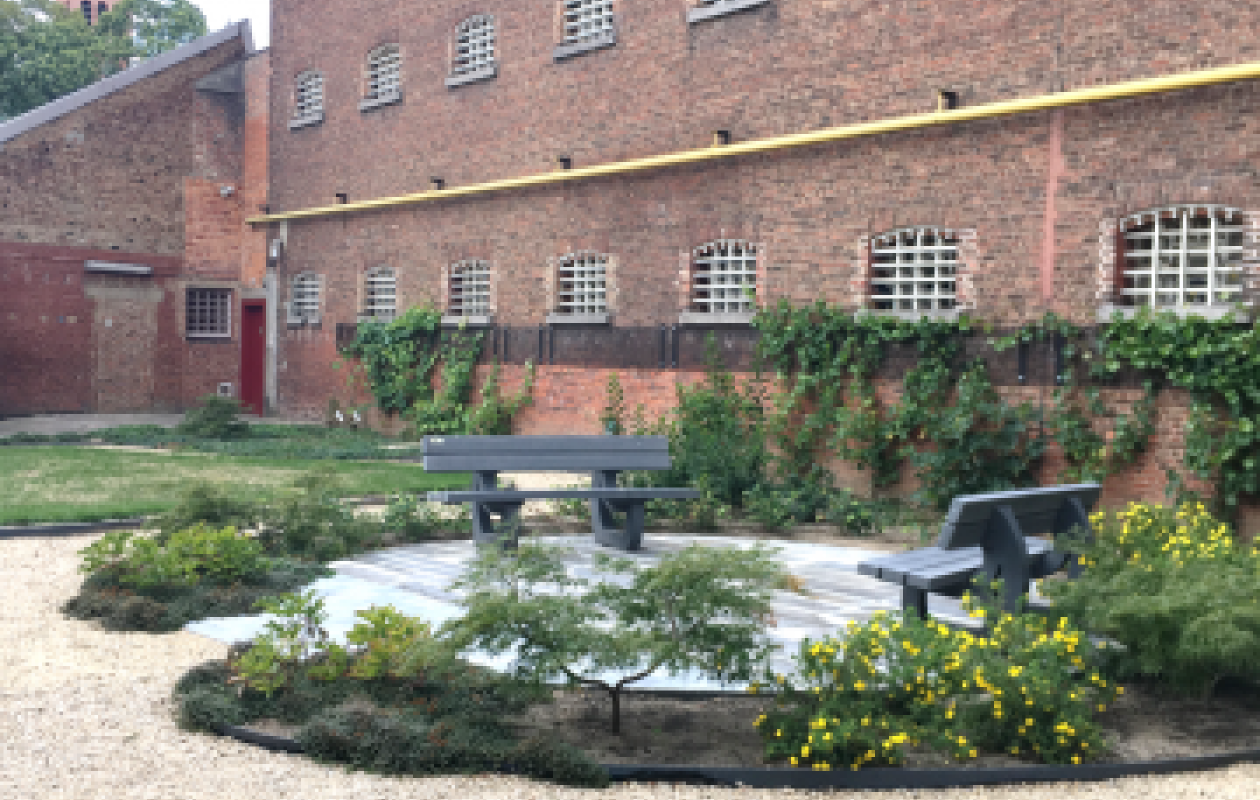 In Flanders Fields tales of gardening in Flanders, in prisons and other settings